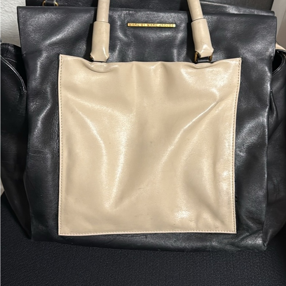 Marc Jacob’s Black and Tan Tote Bag